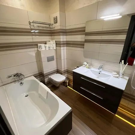 Hotel White Tower 5*